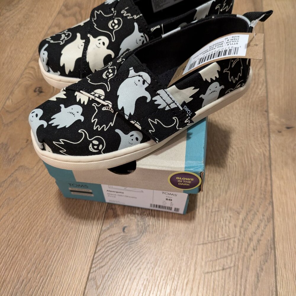 NWT Tiny Toms Size 10 Glow in the Dark Ghost Halloween Alpargata Shoes Toddler